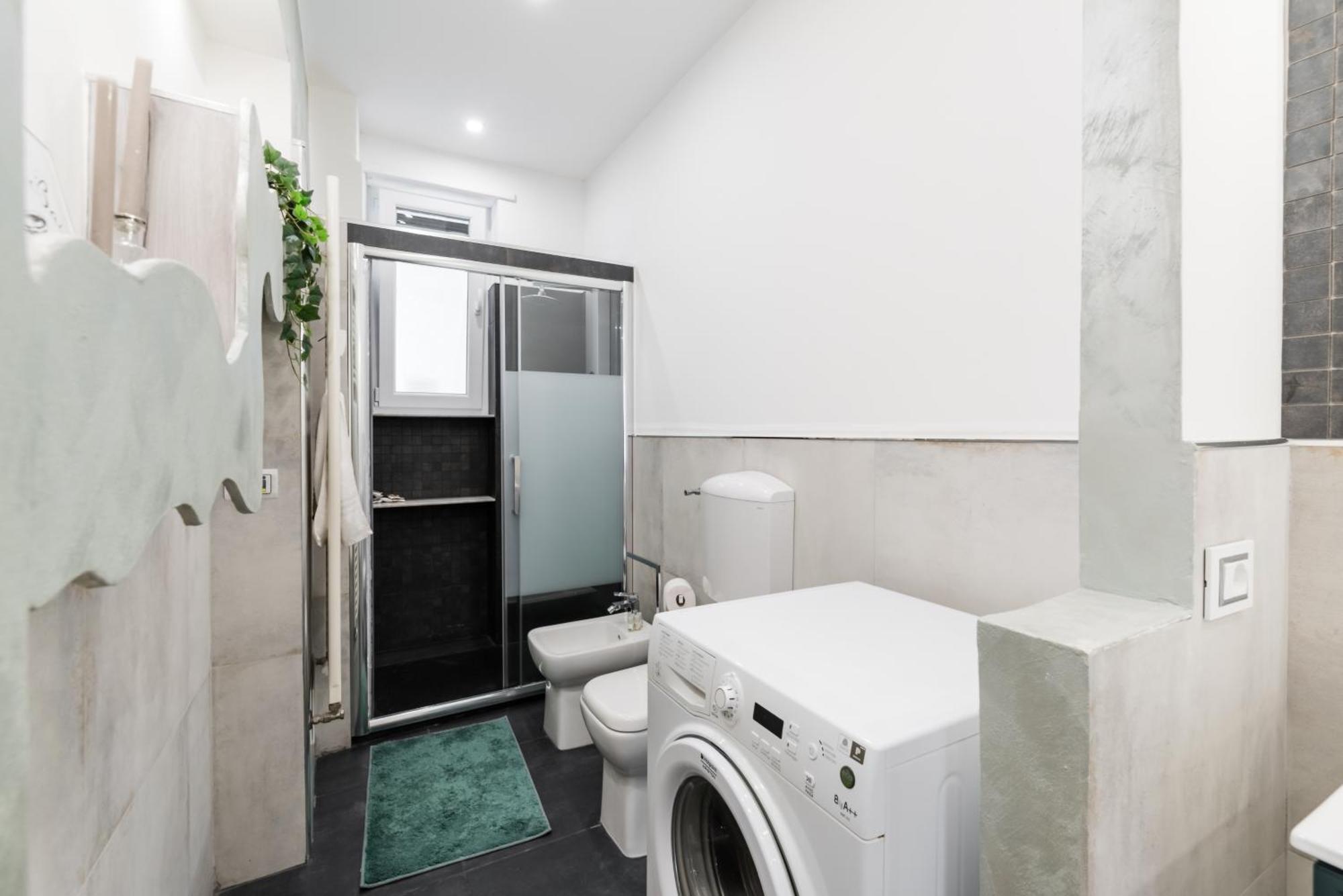 Apartamento Moderno Bilocale A 5 Minuti Dal Centro Storico Turín Exterior foto