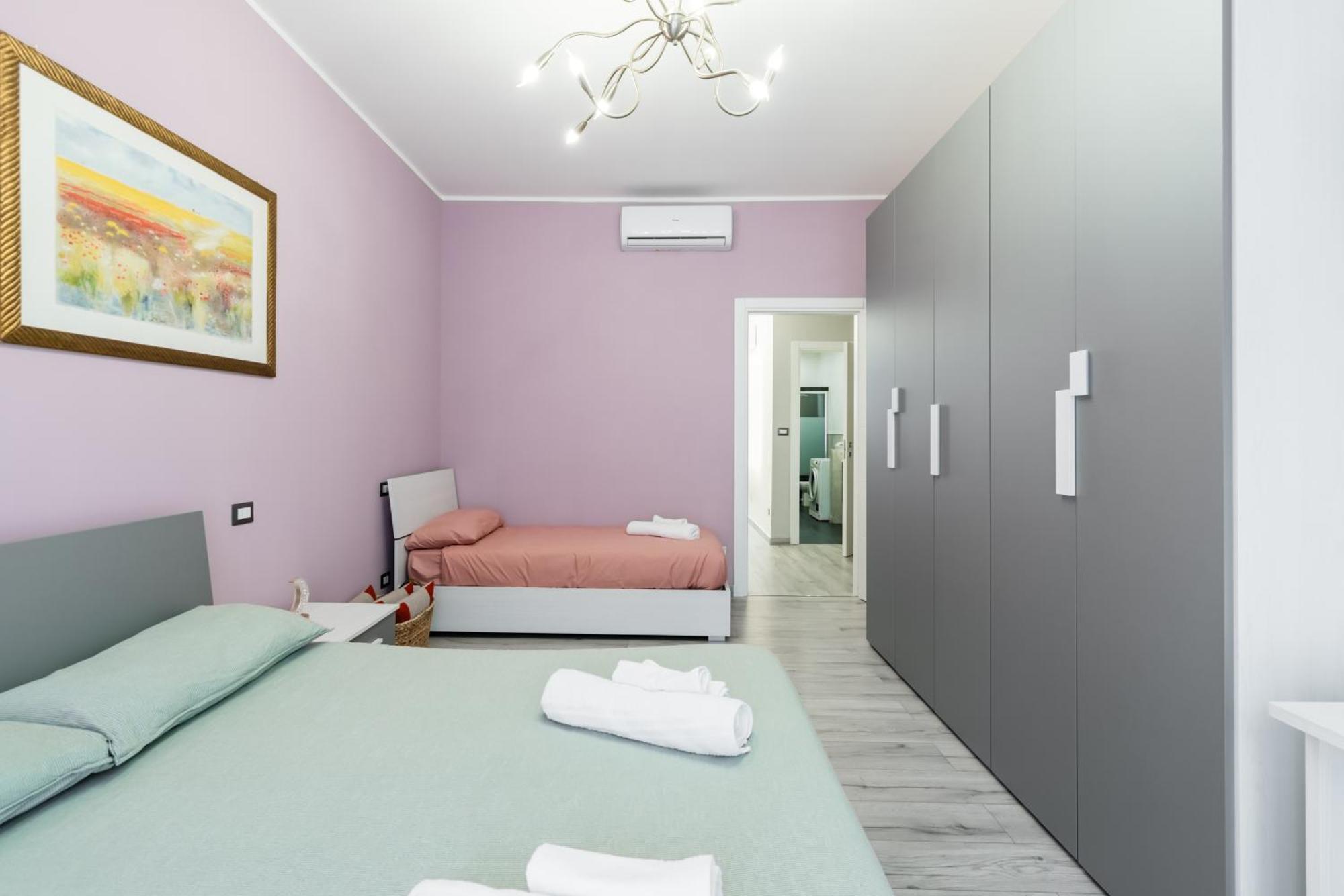 Apartamento Moderno Bilocale A 5 Minuti Dal Centro Storico Turín Exterior foto