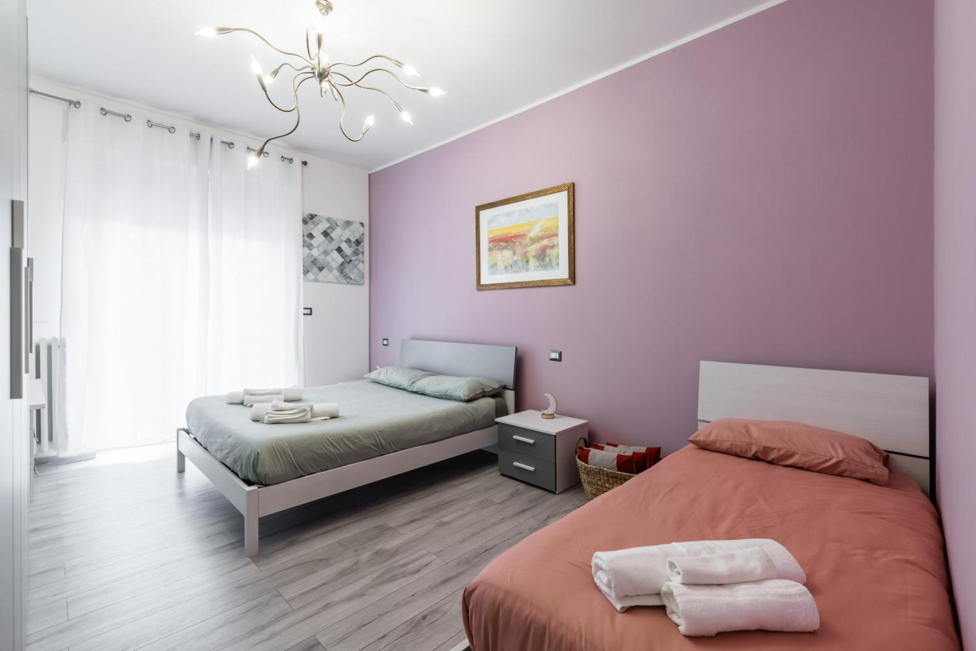 Apartamento Moderno Bilocale A 5 Minuti Dal Centro Storico Turín Exterior foto